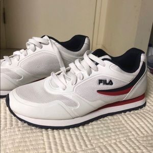 Fils white lady shoe
